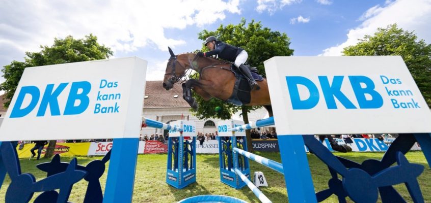 Mit riesigem Galopp ins Ziel: Heimsieg für André Thieme & Paule S im Großen Preis von Redefin!