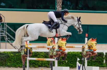 Kendra Claricia Brinkop teilt sich Platz 1 im 4* Weltranglisten-Springen in Valencia