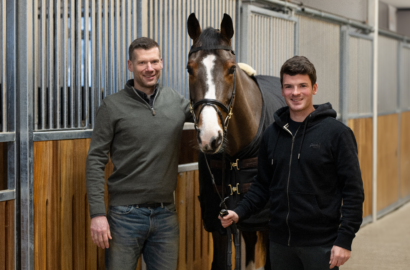 Springreiter Daniel Böttcher und Team bereichern Reitanlage Schweiger